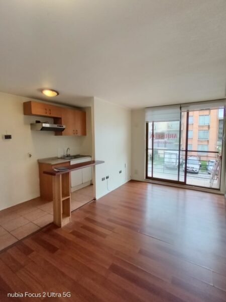 🔥 ARRIENDO DEPARTAMENTO 3 DORMITORIOS + ESTACIONAMIENTO | CONDOMINIO CERRADO | SALAS 1541