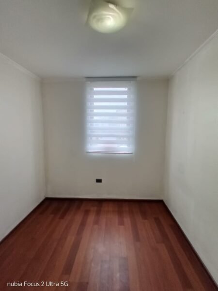 🔥 ARRIENDO DEPARTAMENTO 3 DORMITORIOS + ESTACIONAMIENTO | CONDOMINIO CERRADO | SALAS 1541